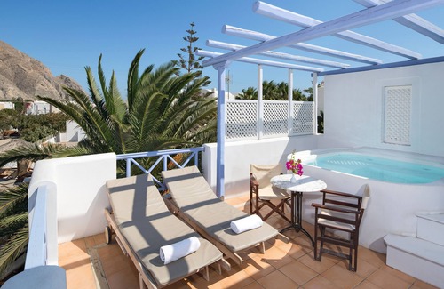Perissa Apartment | Meltemi Suites