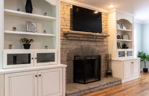 Gainesville House | Memories by the Lake