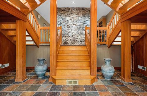Deer Springs House | Memory Maker with Wintergreen Advantage