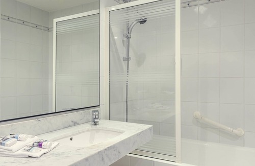 Colombier - Champ de Mars Hotel | Mercure Rennes Centre Gare