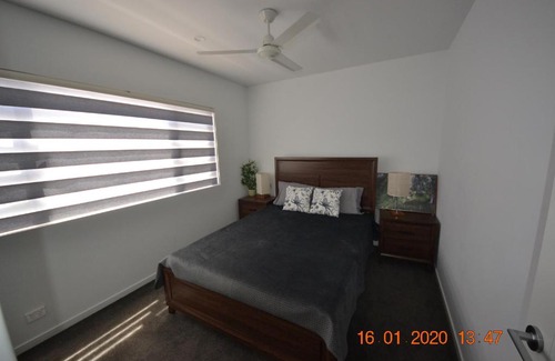 Kelmscott Apartment | Merrifield Suites - RELAXING AFFORDABLE CHOICE