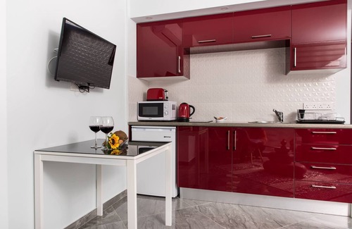 Larnaca Apartment | Mesogios House Suites