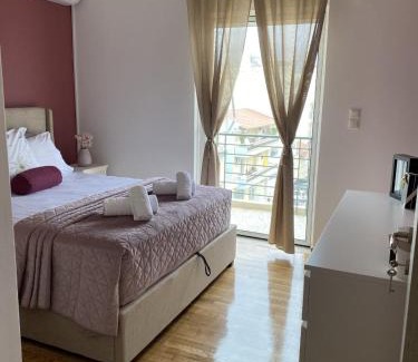 Kalamata Apartment | Messéiad