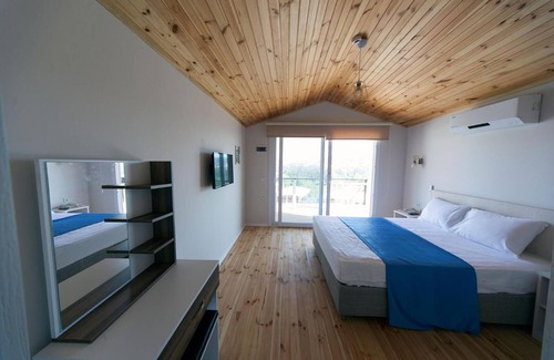 Gumusluk Hotel | Metin's Gumusluk