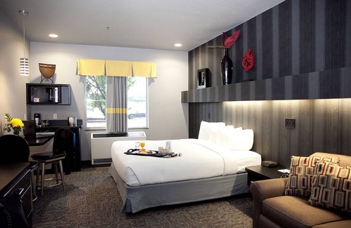 Eau Claire Hotel | Metropolis Resort