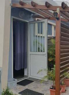 Trois Mares Apartment | Meublé chez Gilbert