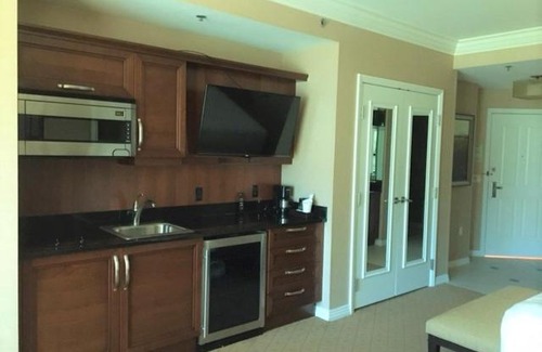 Las Vegas Resort | MGM Signature Condo Hotel by Owner - No Resort Fee !!