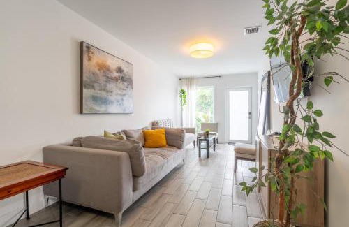Little Havana House | Miami Entire Vacation Home
