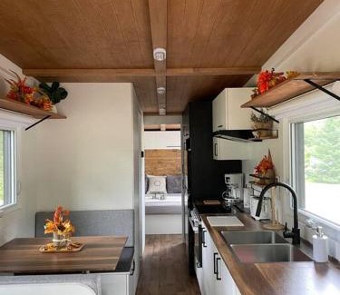 Saint Zenon Ski Chalet | Micro chalet Le Boisé !