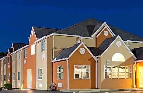 Murfreesboro Hotel | Microtel Inn by Wyndham - Murfreesboro
