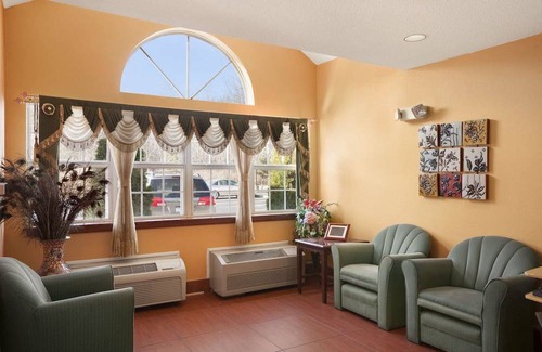 Latham Hotel | Microtel Inn by Wyndham Albany Airport