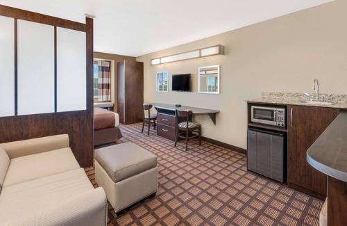 Midland Hotel | Microtel Inn & Suites By Wyndham Midland