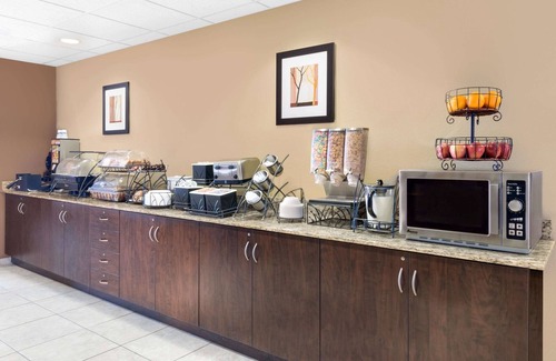 Midland Hotel | Microtel Inn & Suites By Wyndham Midland