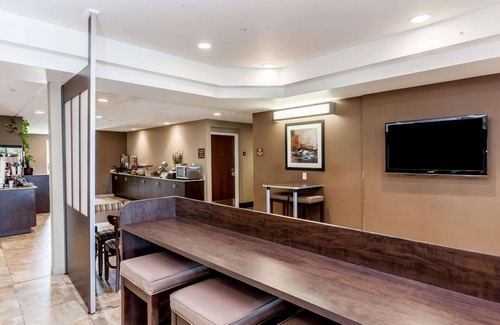 Wheeler Ridge Hotel | Microtel Inn & Suites by Wyndham Wheeler Ridge