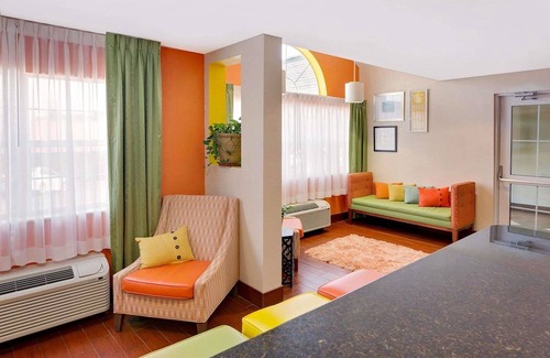 Daphne Hotel | Microtel Inn & Suites by Wyndham Daphne/Mobile