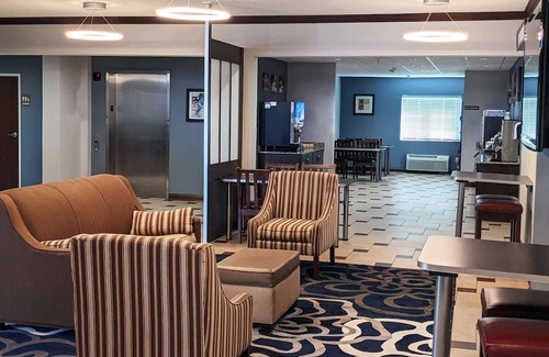 Michigan City Hotel | Microtel Inn & Suites by Wyndham Michigan City