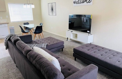 Old Southwest House | Midtown Hidden Gem Freshly Renovated & Furnished