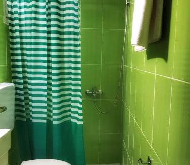 Nea Alikarnassos Apartment | Midway Point Apts