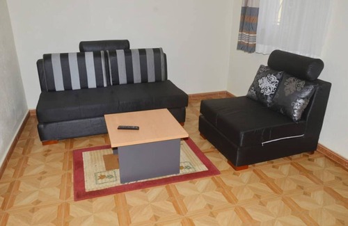 Entebbe Hotel | MIGINGO SUITES