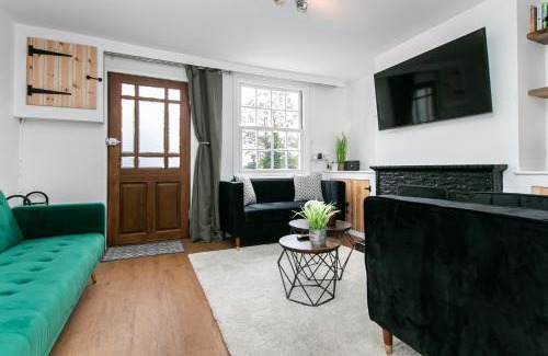 Clacton-on-Sea House | Mill Dam Lake House