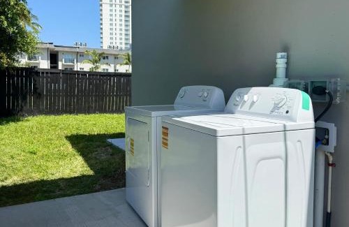Northeast Miami Apartment | Mimo Bungalows By Renzzi