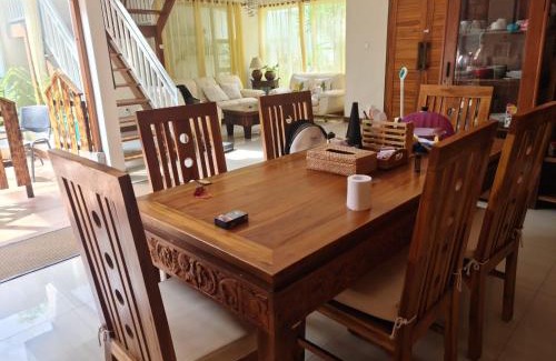 Mumbul Villa | Mimosa Villa 4 bedroom di Nusa Dua