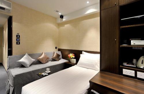Wan Chai Hotel | Mingle With The Star