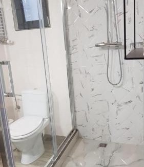 Oradea Apartment | MINI POOL ROOMS - ULTRACENTRAL - piscina cu hidromasaj