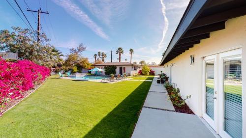 Palm Desert House | Mini Resort is Yours fun in the sun with Massive Back Yard A please surprise upon arrival at your mini resort