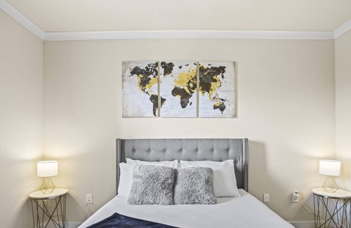 Deerwood Apartment | Minutes from Mayo Clinic w/pool, gym and games