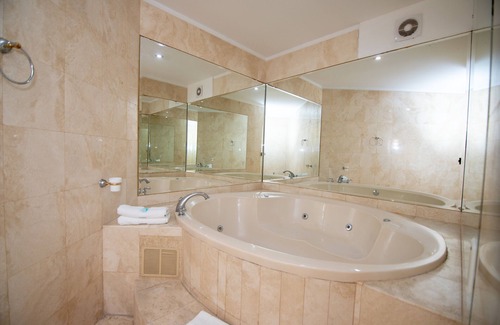 Miraflores Hotel | Miraflores Colon Hotel