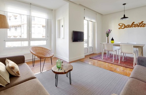 Gros Apartment | Mirakruz H by FeelFree Rentals