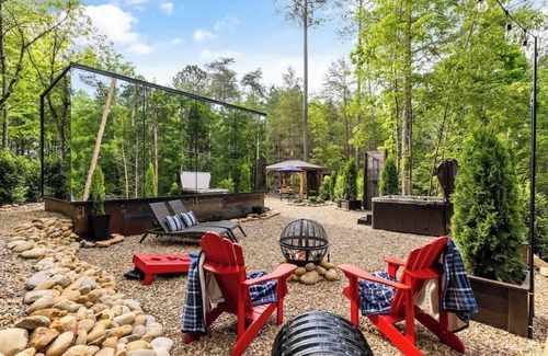 Caton Cabin | Mirror Cabin-Private-Hot Tub-FirePit-Luxury