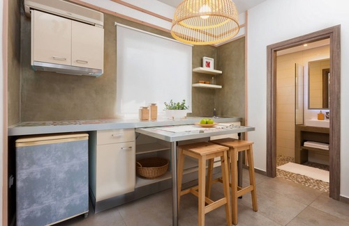 Agrilia House | Mirsini Studios & Apartments