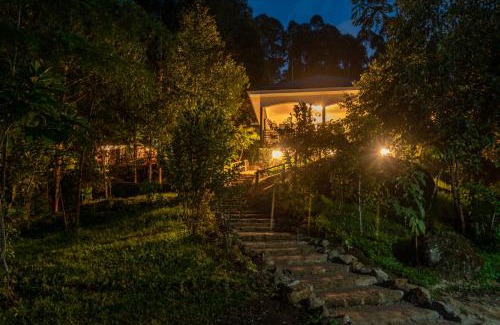 Sipi Cabin | MISE CAVE LODGE