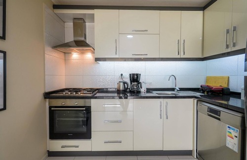 Kaleici Apartment | Missafir Chic Flat Near Hadrian s Gate