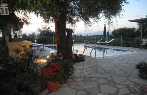 Agios Stefanos Villa | Mistral Cottage with Private Pool and Sea Views in North East of Corfu