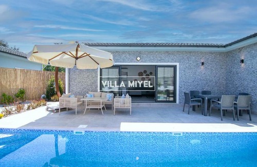 Yaniklar Villa | miyel villas