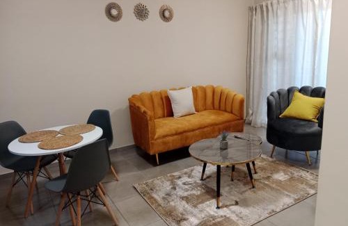Greater Johannesburg Metropolitan Area Apartment | Mkhonto's waterfall ridge