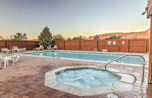 Moab South Valley House | Moab Townhome with Pool Access and Stunning Mtn Views!