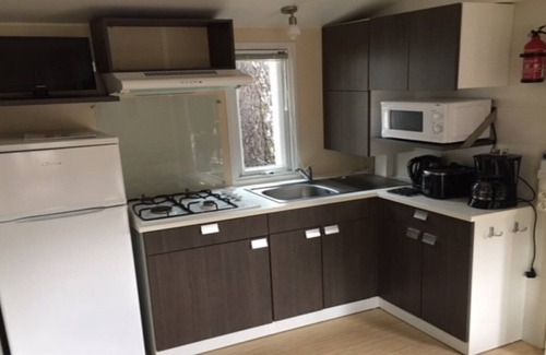 Sillans-la Cascade House | Mobilhome 2 Chambres Avec Terrasse