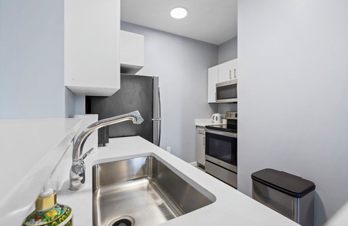 Everett Apartment | Modern 1BR Near Encore Boston 1088
