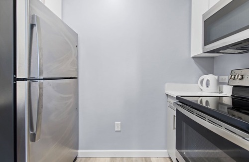 Everett Apartment | Modern 1BR Near Encore Boston 1088