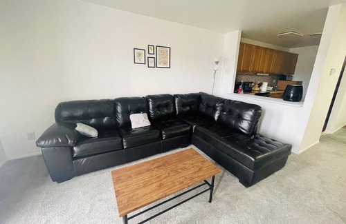 Elkins Park Apartment | Modern 1BR Retreat in Elkins Park Monthly Discount
