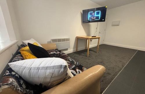 Ilkeston Apartment | Modern 2 bed Apartment