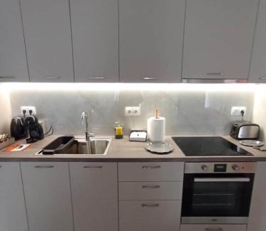 Pangrati Apartment | Modern 2 bedroom Apartment near Kallimarmaro and Alsos
