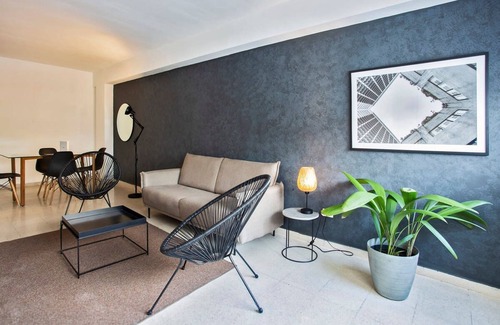 Campo Alegre Apartment | Modern 2BR In La Cresta