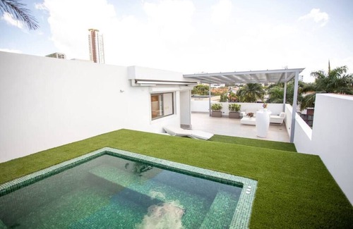 Helios del Oeste House | MODERN 4Bdr house w/Jacuzzi, Terrace & BBQ at BV, Santo .