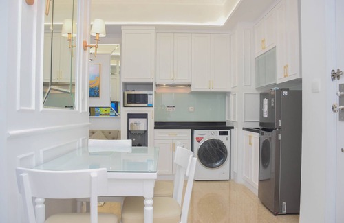 Cikini Apartment | Modern And Comfy 2Br At Menteng Park Apartment