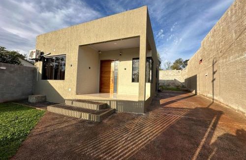 Encarnacion House | Modern and cozy house